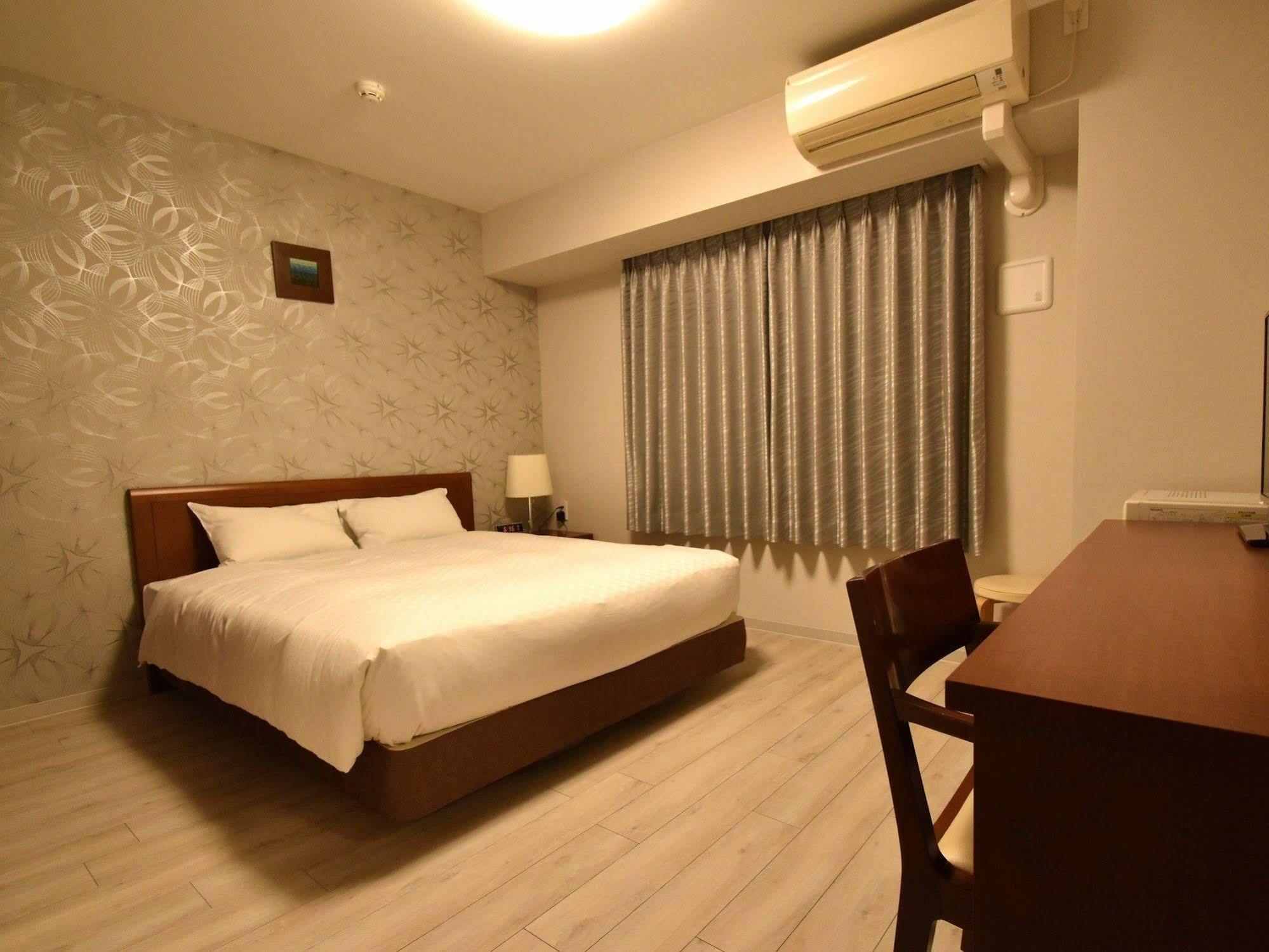 Hotel Hakata Place Fukuoka  Bagian luar foto